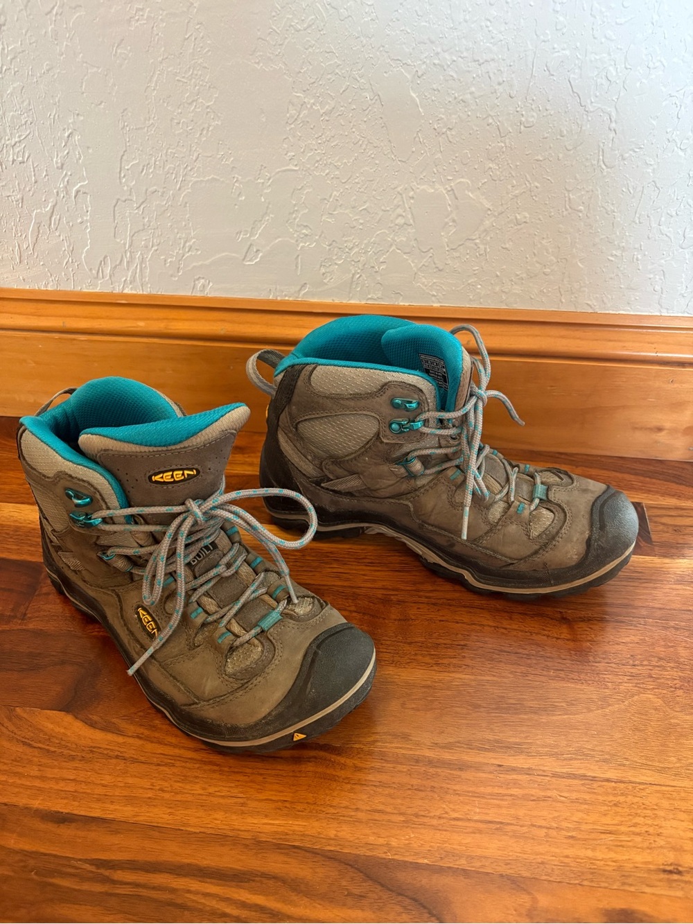 Keen Gray and Teal Women's Ankle Hiking Boots